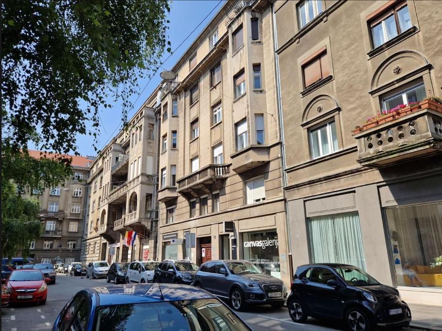 White Zagreb Center Apartamento Exterior foto